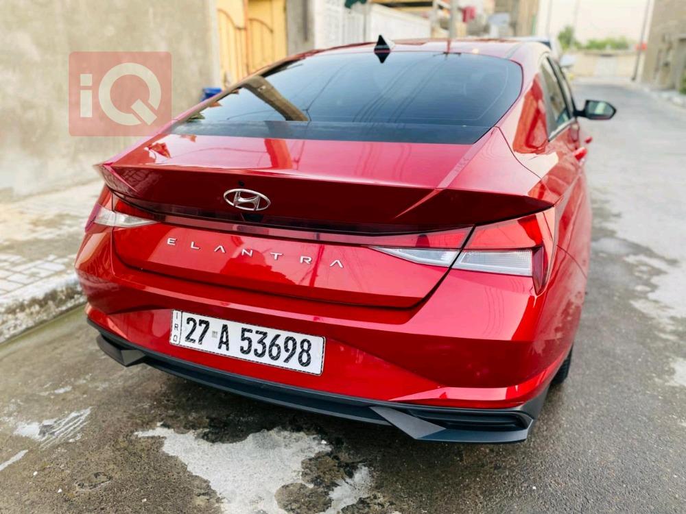هیوندای ئەلەنترا